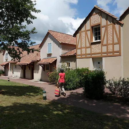 Appart 1 Chb 4 Pers 61 Du Lac Appartement Monflanquin